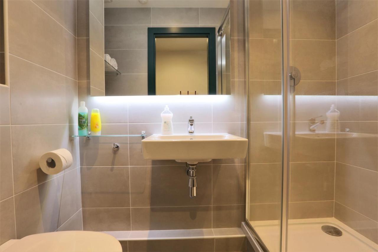 Apartamento Destiny Student - Parkgate (Adults Only) Dublín Exterior foto